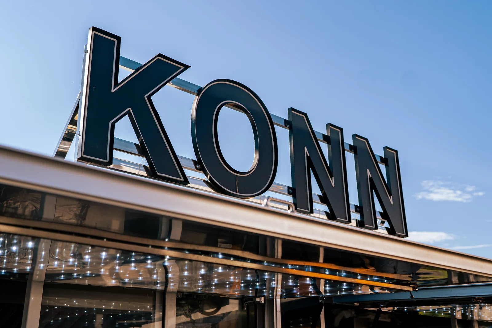 KONN rooftop logo