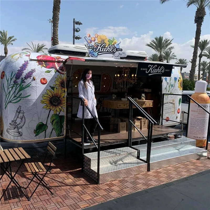 Umbau zur Airstream-Promo-Konfiguration