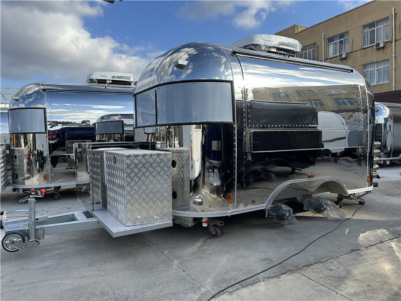 R-stream Compact 400 Grill/Bar 1