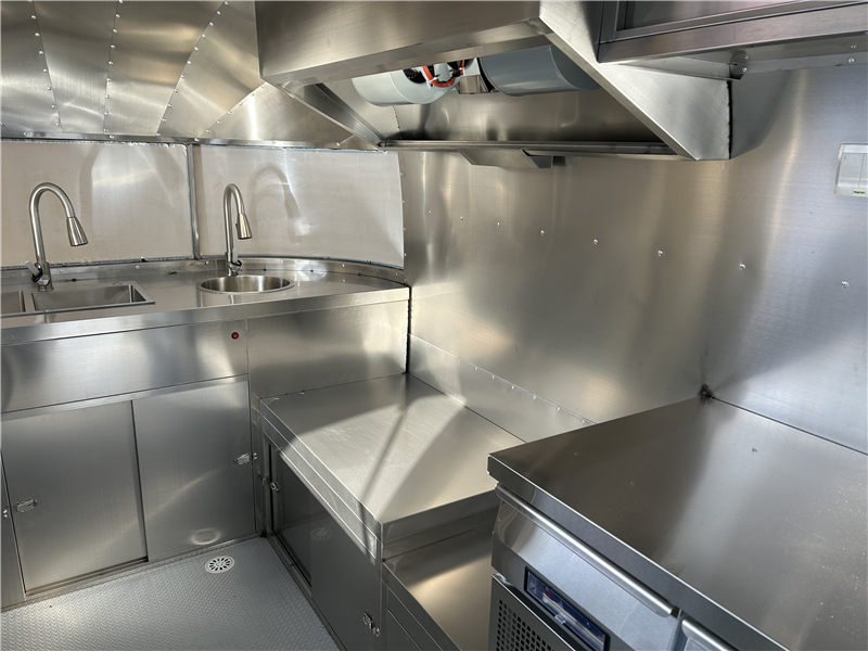 R-stream Compact 400 Grill/Bar 1