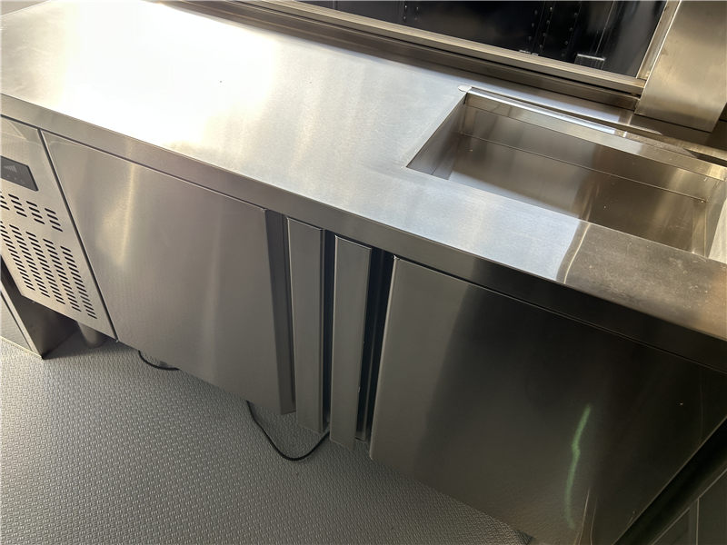 R-stream Compact 400 Grill/Bar 1